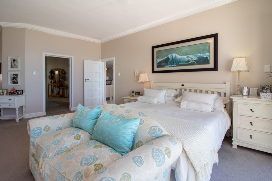 4 Bedroom Property for Sale in West Beach Eastern Cape